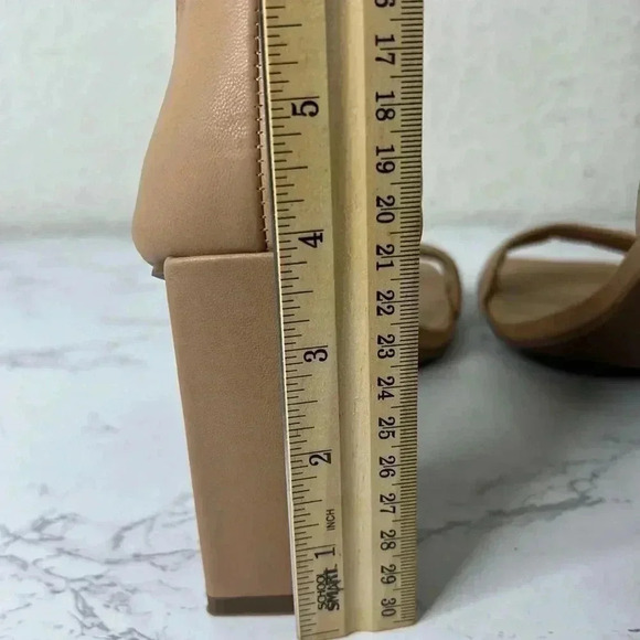 Bar III Flared Heel Dress Sandal Size 8M - Picture 6 of 9